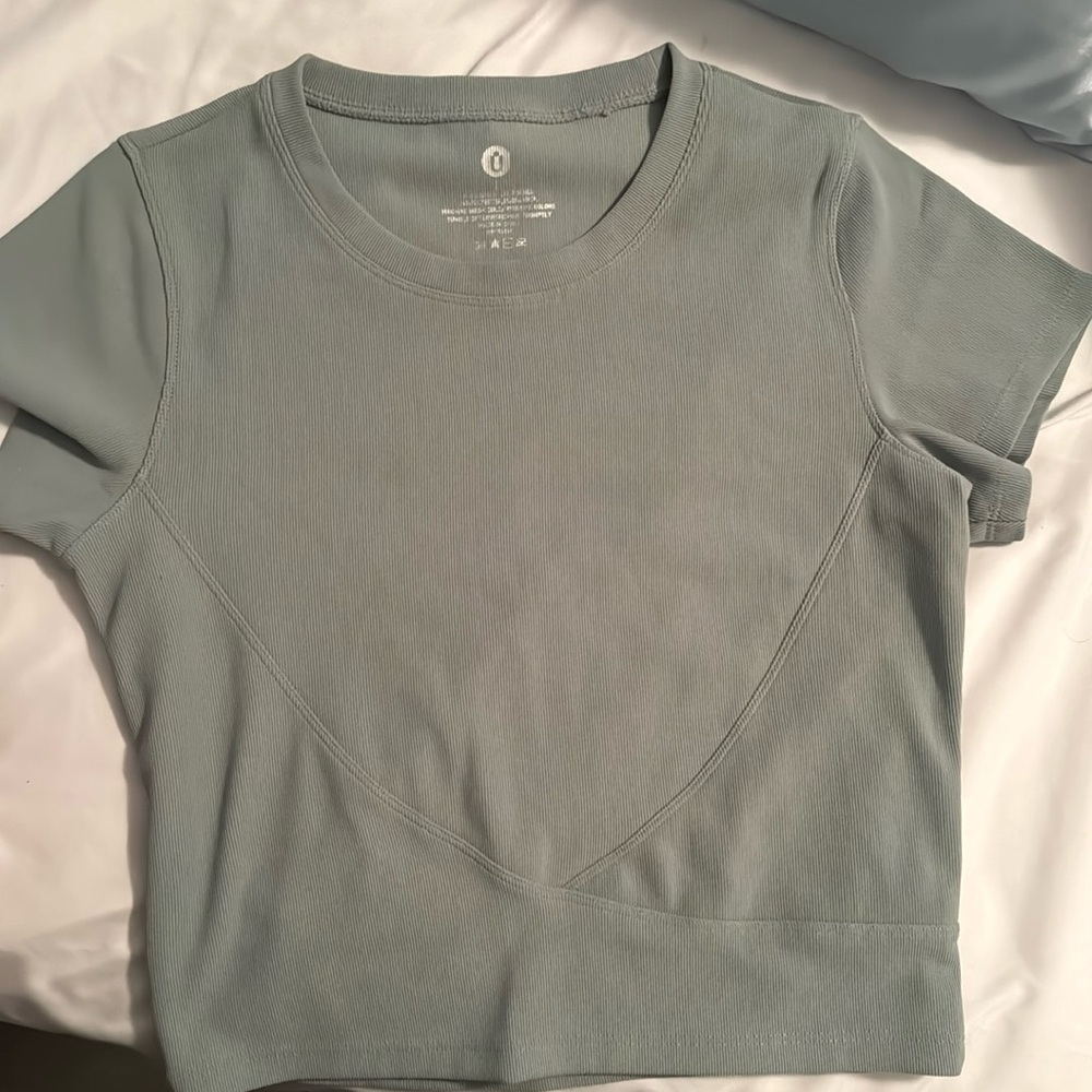 Cute green athletic top